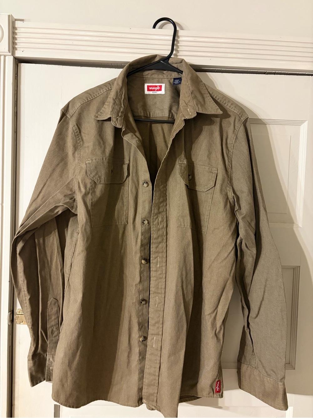 Wrangler Men's Brown Casual Button-Down
